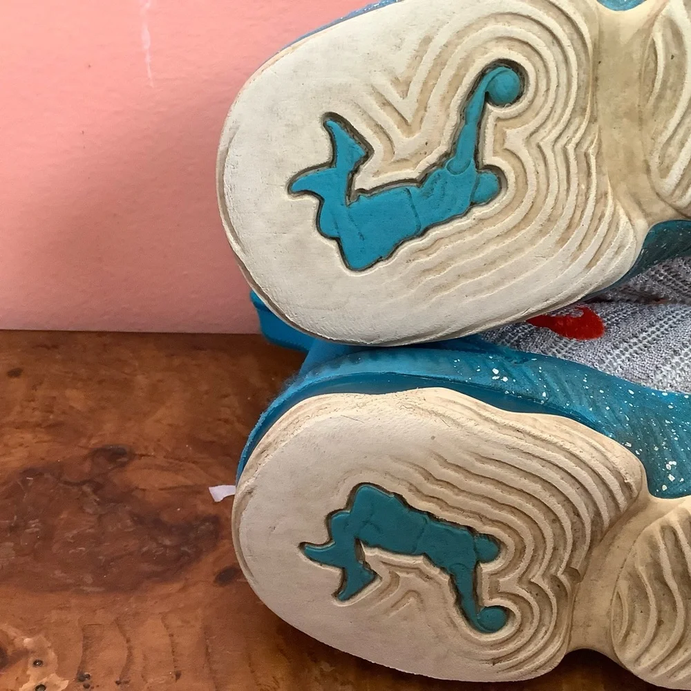 Nike Lebron AQ2465-078 Size 5Y Sneakers
